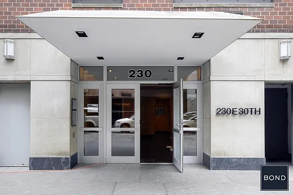 Rented by Bond New York | media 24