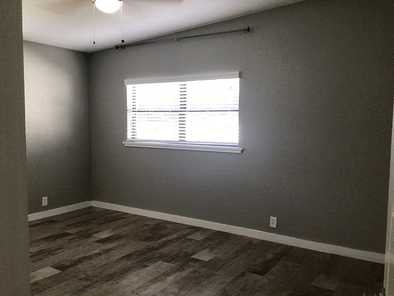520 Sunrise Dr — Photo 9