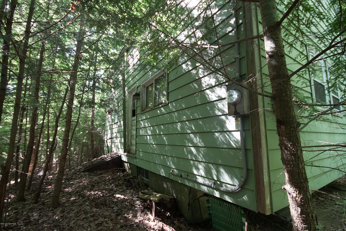 2148 Snow Hill Falls Rd photo 1