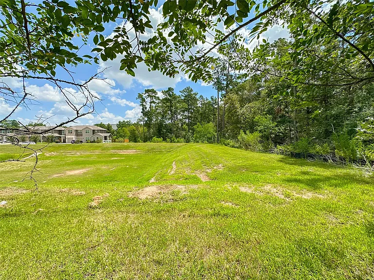 105 Camelot Place Ct — Photo 34