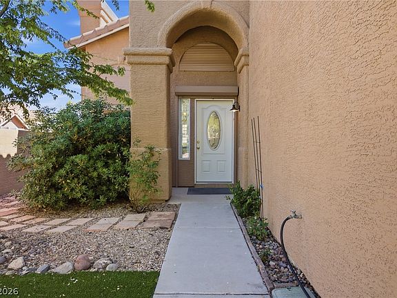 3rd image of 244 Camelback Ridge Ave