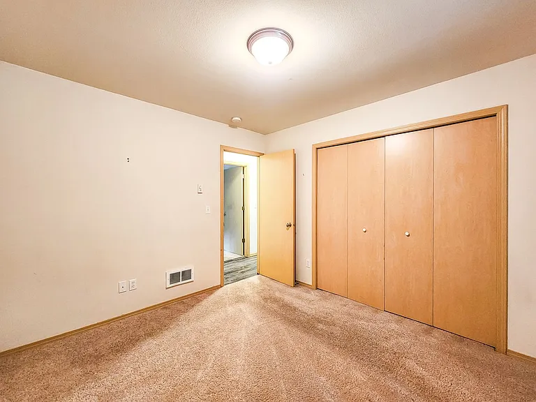 23115 Alder Dr — Photo 11