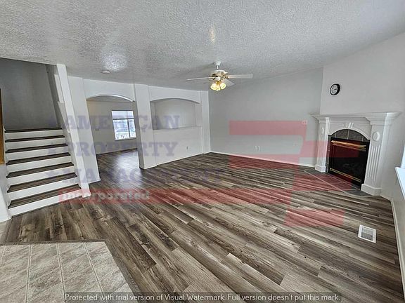 4th image of 1895 W Mountain Pointe Ave