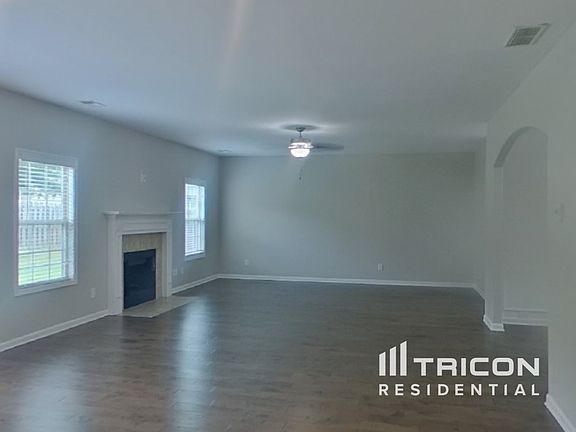 2nd image of 3 Hillshire Dr