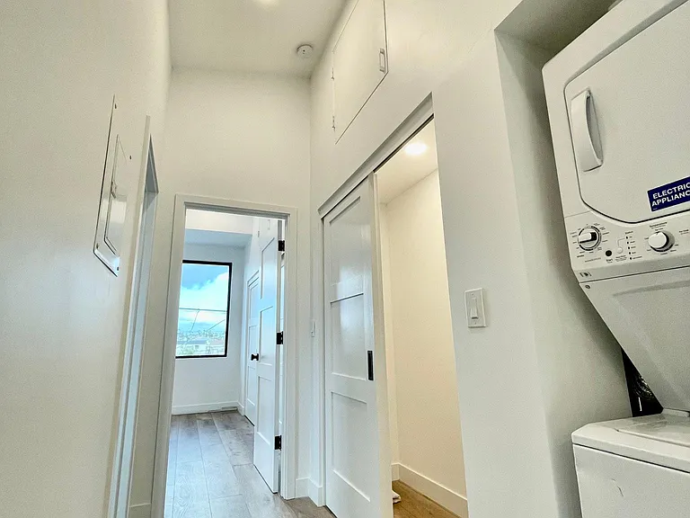 4045 Georgia St #2 — Photo 3