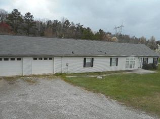 321 E Brushy Valley Dr, Powell, TN 37849