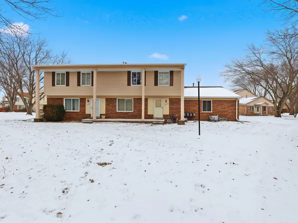 31603 Breezeway #62, New Baltimore, MI 48047