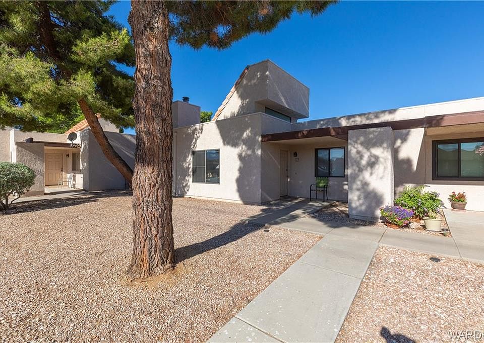 1st image of 2112 Golf Dr APT 27