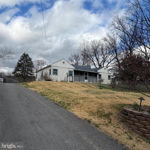 4769 Newman Rd, Fayetteville, PA, 17222