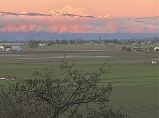 18225 Best Rd, Mount Vernon, WA 98273