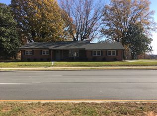 1449 Union Cross Rd, Kernersville, NC 27284