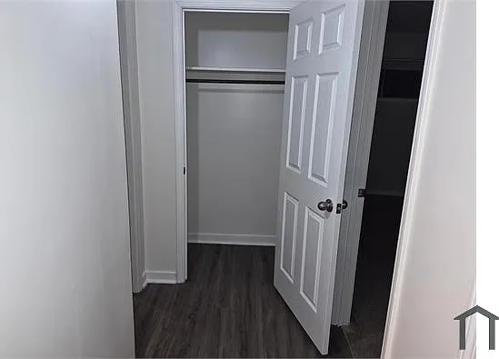 612 Heather Ln — Photo 2
