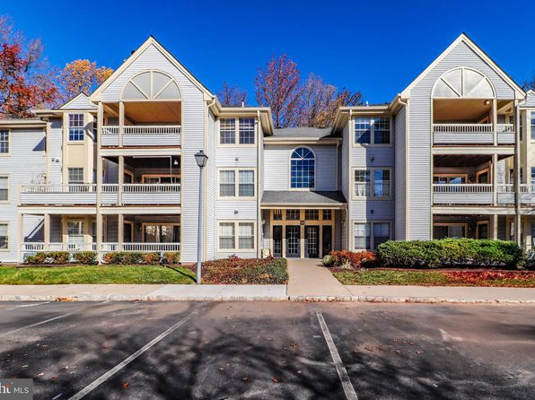 116 Rainier Ct APT 9