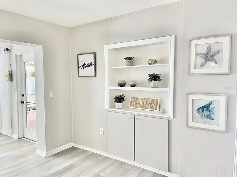 6312 S Lockwood Ridge Rd — Photo 4