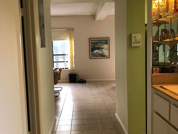 4th image of 900 Greensward Lane #208-G