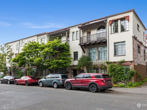 4204 11th Ave NE 11, Seattle, WA 98105