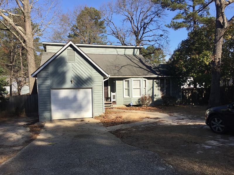 2nd image of 3912 Foster Dr