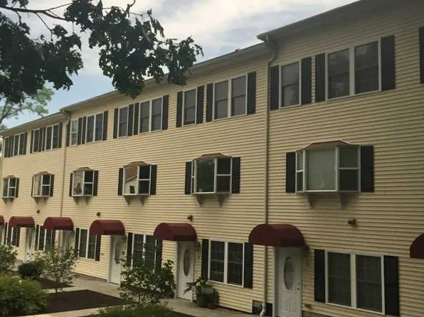 102 Dixon St #7, Providence, RI 02907