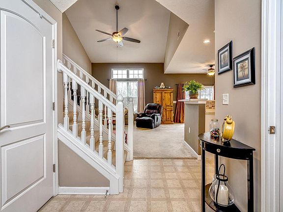 4th image of 3833 Gabrielle Dr #3833