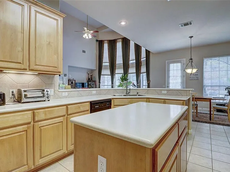 10508 Canyon Vista Way — Photo 8