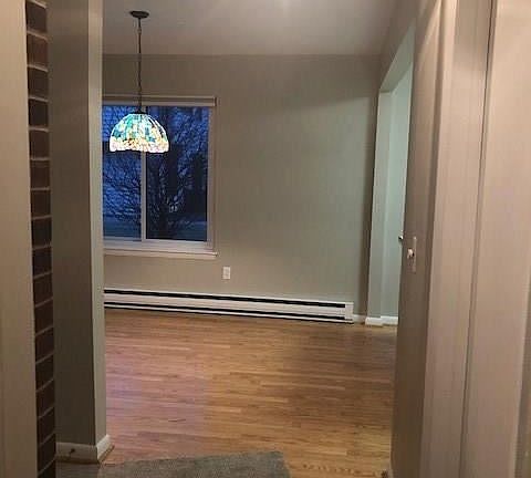 5th image of 206 Natick Cir