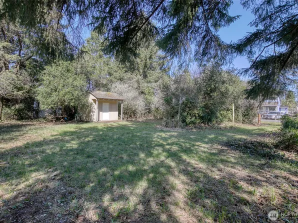 265 Wishkah Street SW, Ocean Shores, WA 98569