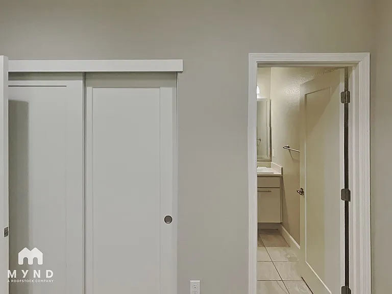 5905 Raleigh Rd — Photo 20