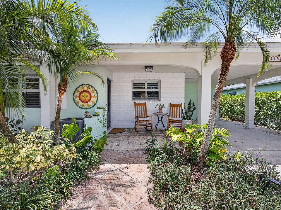 1st image of 213 Fordham Drive