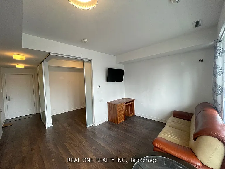 28 Wellesley St E #1203 — Photo 10