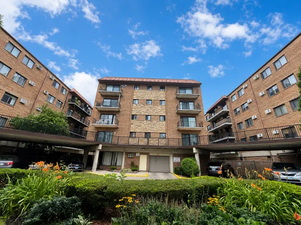 2317 N Neva Ave APT 304A, Elmwood Park, IL 60707