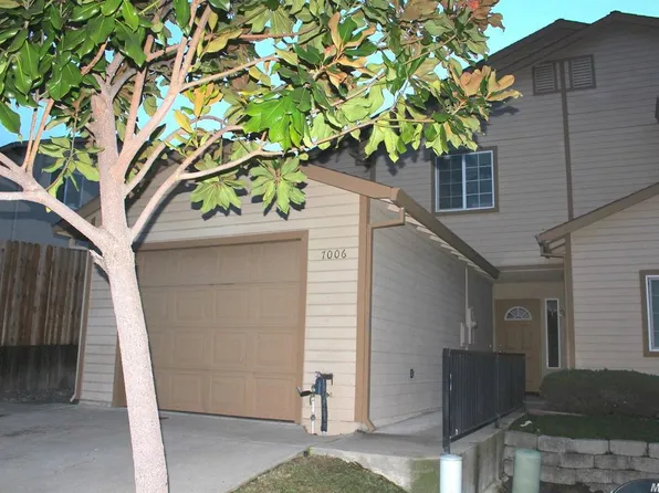 7006 Forest Hill Dr, Diamond Springs, CA 95619