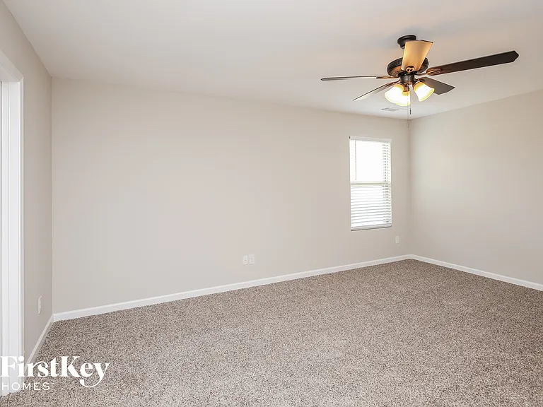1447 Turning Leaf Ln — Photo 7