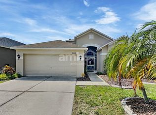 7029 Monarch Park Dr, Apollo Beach, FL 33572