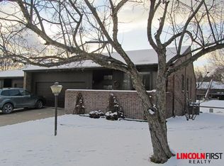 7130 South St, Lincoln, NE 68506