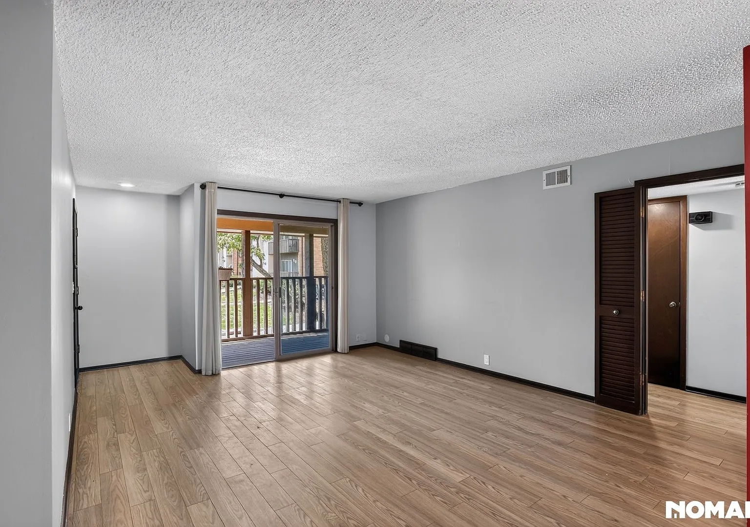 Charming 2BR Condo in Kansas City — Photo 2