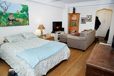 Rented by NextStopNY