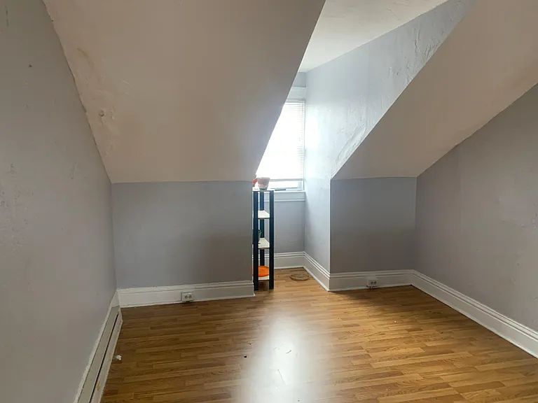 123 McCandless Ave — Photo 6