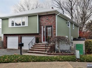 1 Jerome Ct, Belleville, NJ 07109