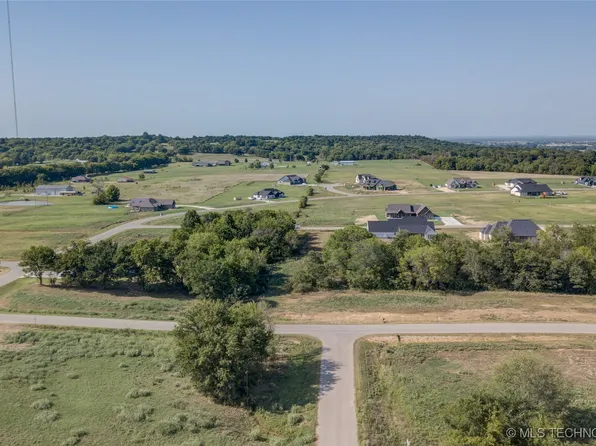 29548 E 106th St S, Broken Arrow, OK 74014