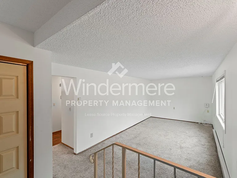 904 S McDonald Rd — Photo 17