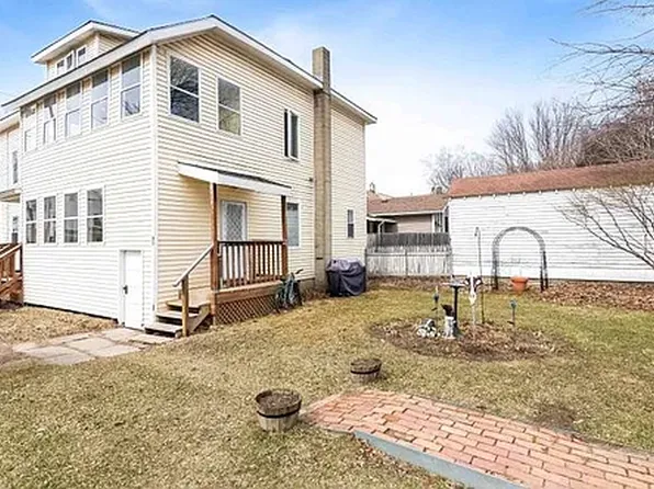 21 Franklin St #C, Winooski, VT 05404