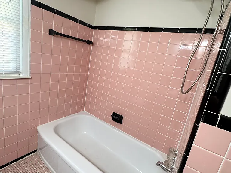 370 Bird Ave — Photo 9