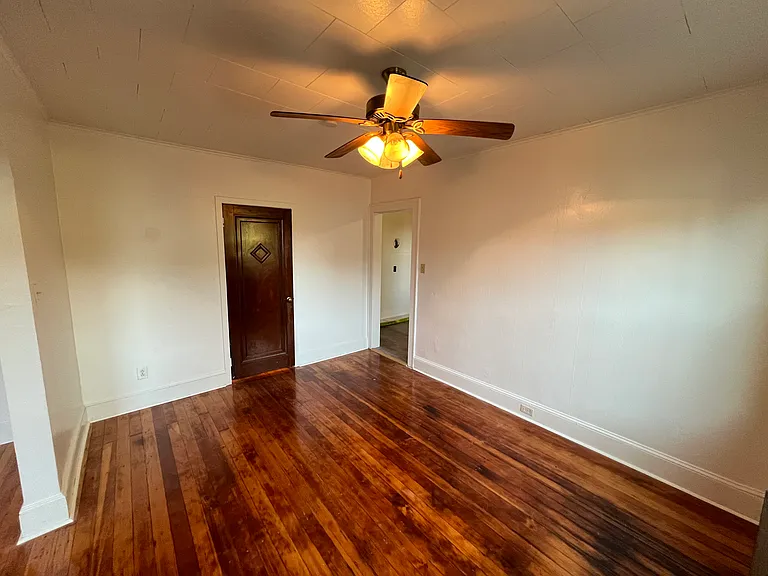 46 E Bacon St — Photo 11