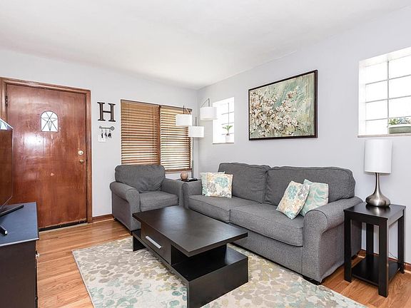 4th image of 6647 Tholozan Ave