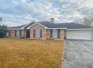 3008 Fairway Dr, Picayune, MS 39466