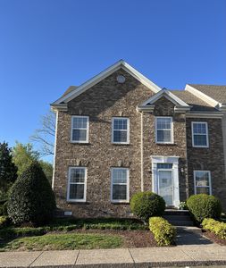 1035 McKenna Dr, Thompsons Station, TN, 37179