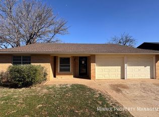 8209 Geneva Ave, Lubbock, TX 79423