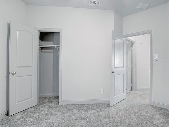 4th image of 7821 Cypress Dr