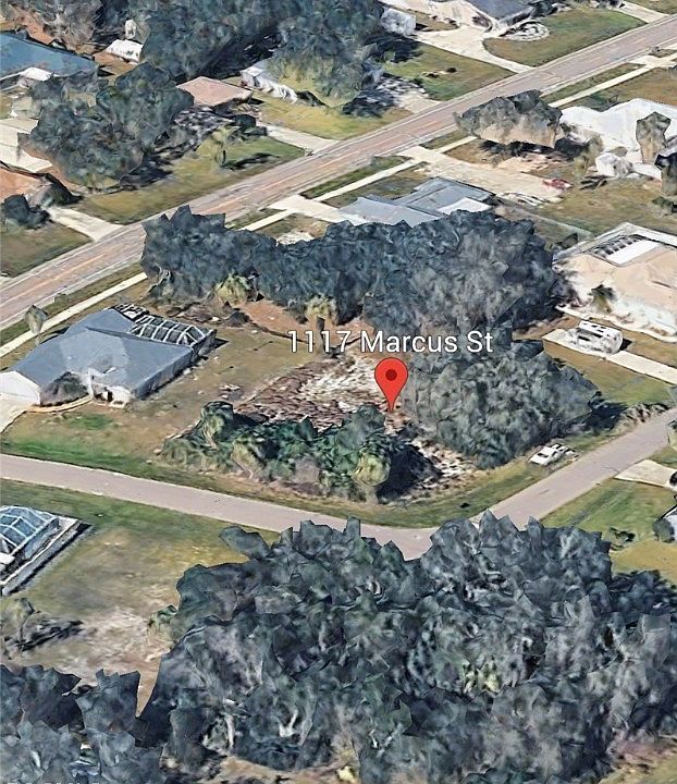 2nd image of 1117 Marcus St