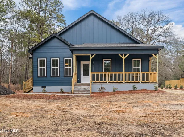 147 Creek Bend Drive, Vass, NC 28394